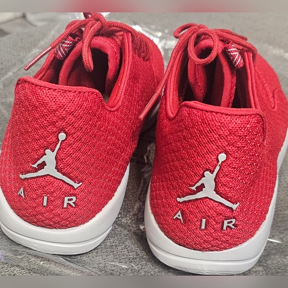 🔥 Jordan Eclipse – University Red/White – Men’s Size 10.5 - Picture 7 of 8